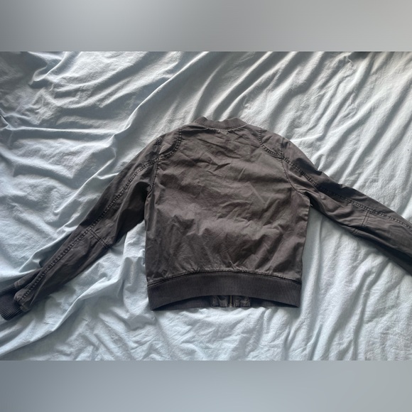 Aritzia Talula Cargo Jacket - Picture 2 of 10